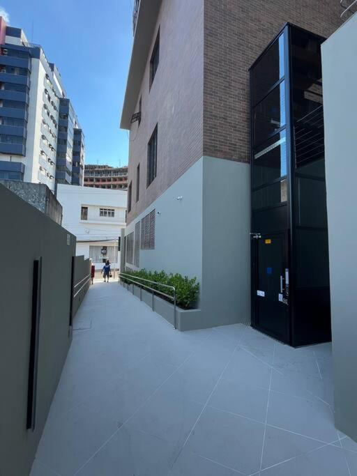 No Centro, Novo Com Garagem Apartamento